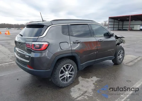 2018 Jeep Compass Latitude 4X4 из США, поврежденный, VIN 3C4NJDBB3JT479902